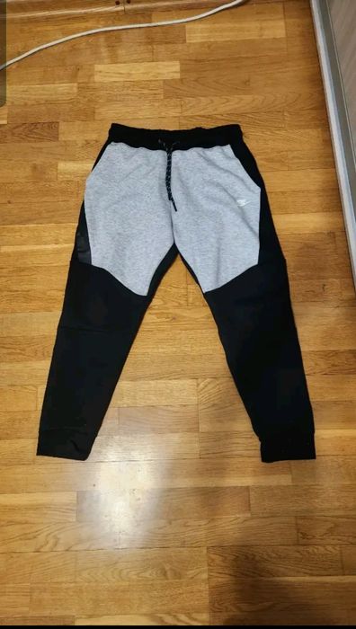 Nike tech fleece