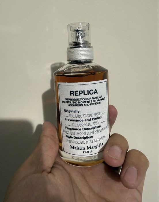 MAISON MARGIELA replica by the fireplace