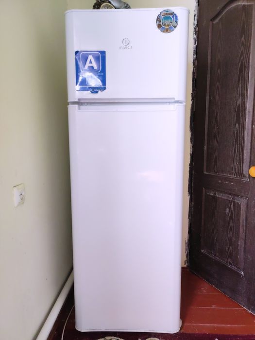 Холодильник сатылады 2 млн