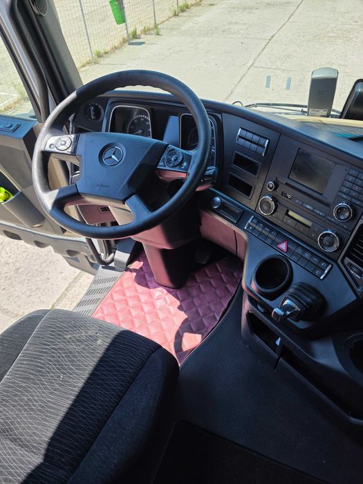 Mercedes Actros 420, 03.2015, Km 806.000
