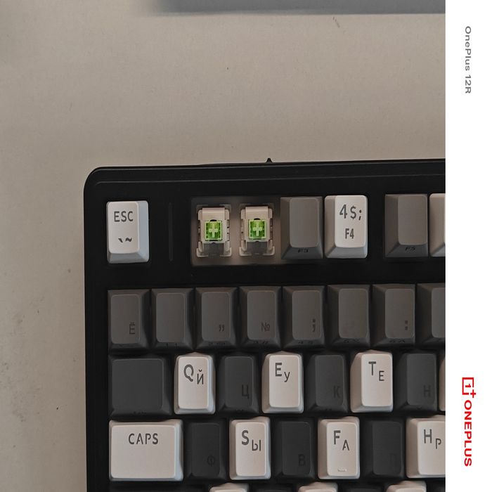 Aula F75 черный цвет