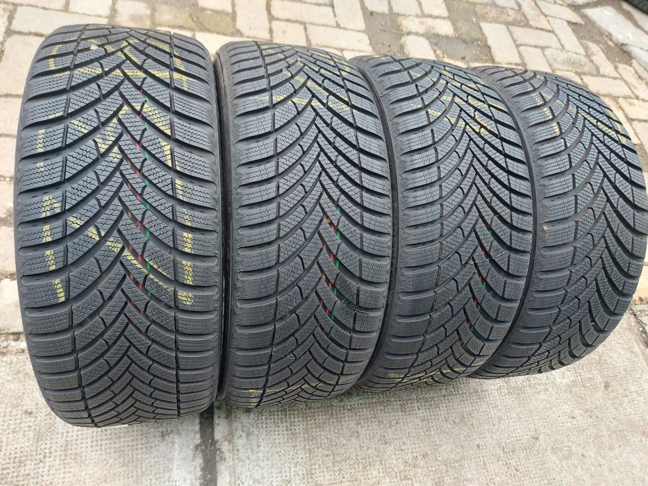 Set 4buc 215/40 R18 98V XL Semperit Speed-Grip 5 M+S iarnă