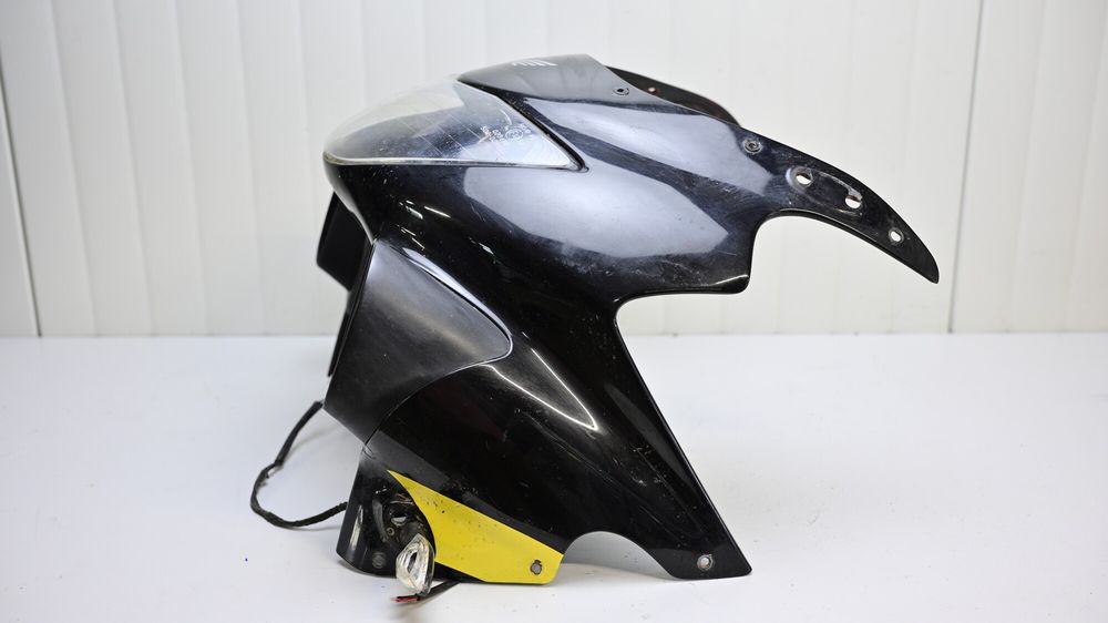Far Cu Carena Fata Grile Si Semnalizari Honda CBR600F F4 PC35 1999 -