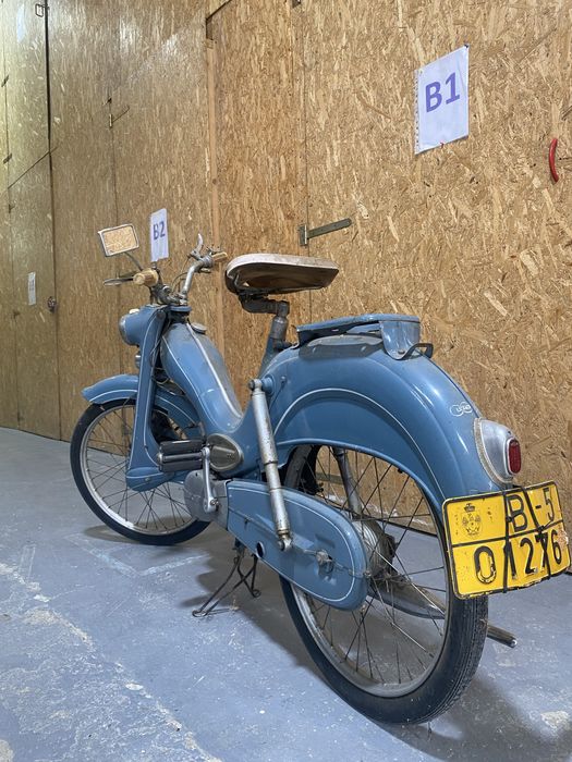 Mopeda clasica DKV Hummel/Luxus