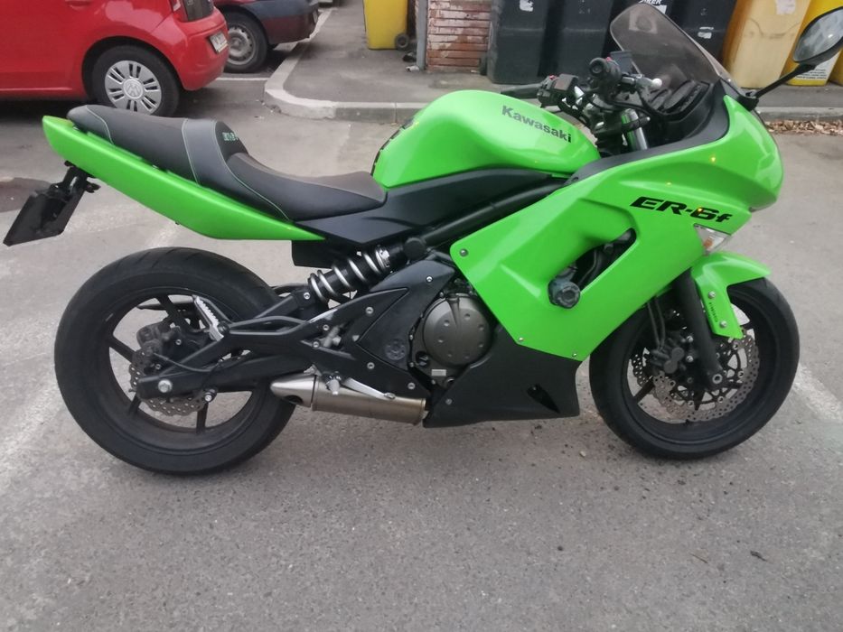Vând kawasaki er6f