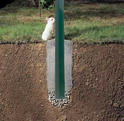 Оградни пана, колове, врати и портали по поръчка.