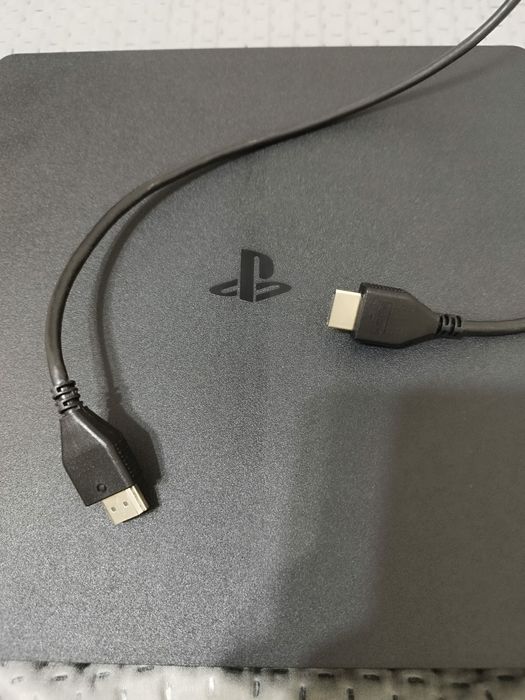 Продам PS4  плейстейшн