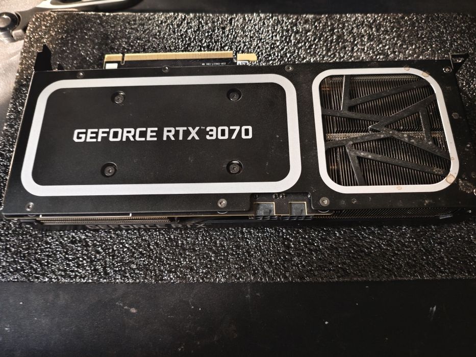 Видео карти RTX 3070 8GB ASUS ROG Strix / Predator – 2 бр.