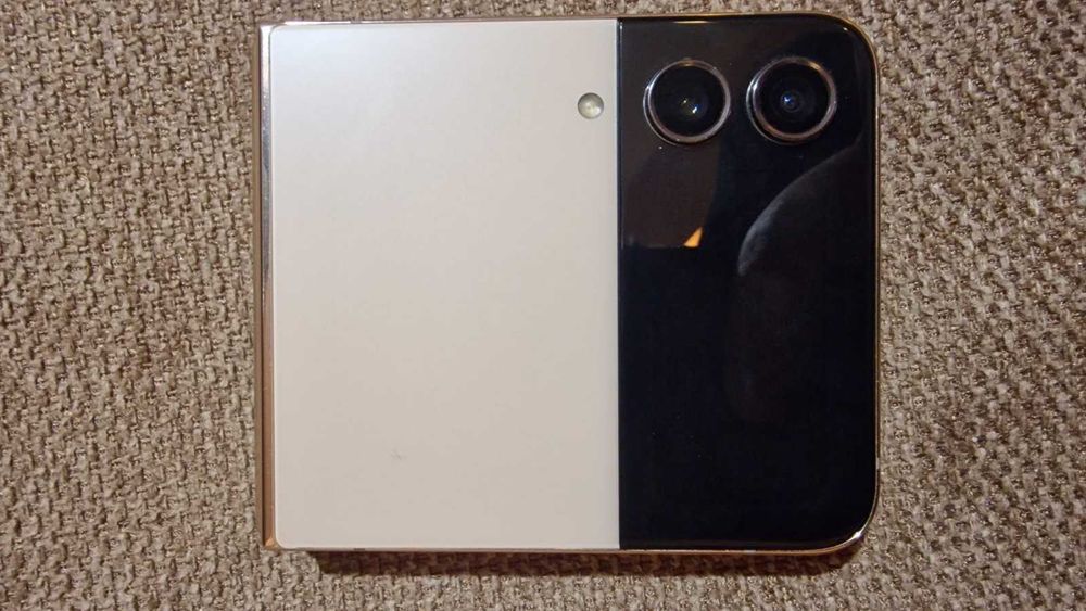 Samsung Z Flipp 4