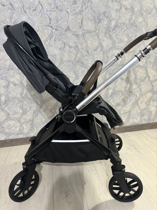 Коляска Kidilo D900