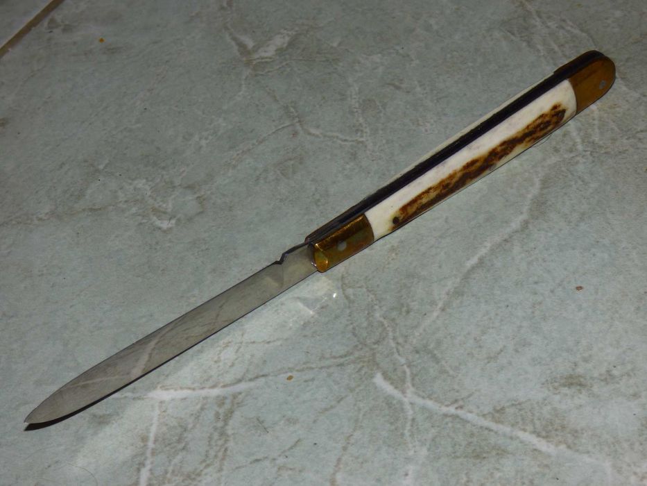 Briceag traditional maghiar nou Szalonnázó plásele din corn Bodnár