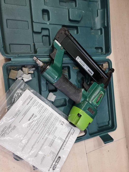 Такер за пирони PREBENA