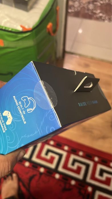 Vand manete de xbox ..