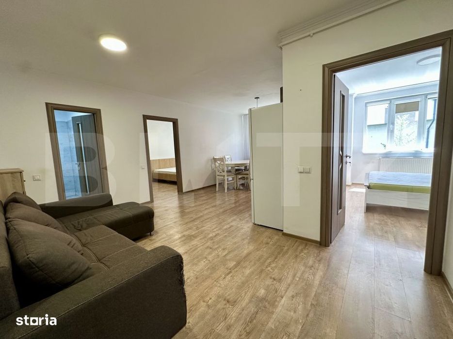 Apartament 3 camere, 70 mp total, acces pietonal Vivo