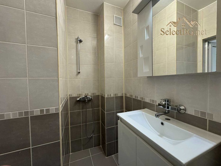 Продава се Двустаен апартамент в Велико Търново, Колю Фичето - 50 кв.м за 1560 €/кв.м - Снимка #7