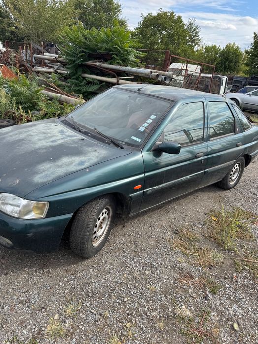 Ford escort 1.6 16 винтила