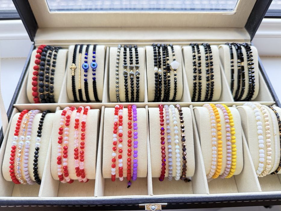 Bratari cu bile din aur