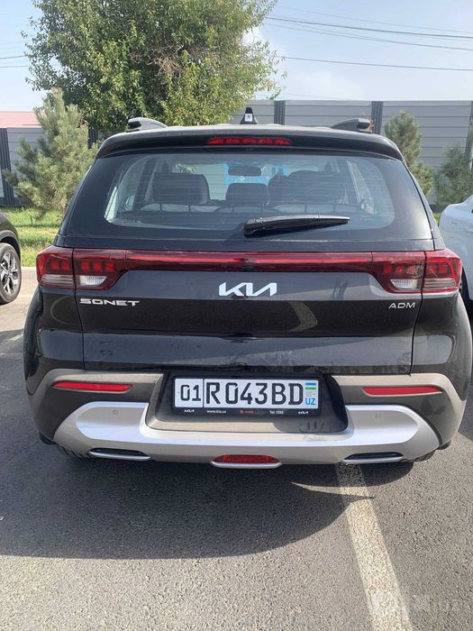 Продам свою машину KIA Sonet LUXE 2025 года пробег 18000 км