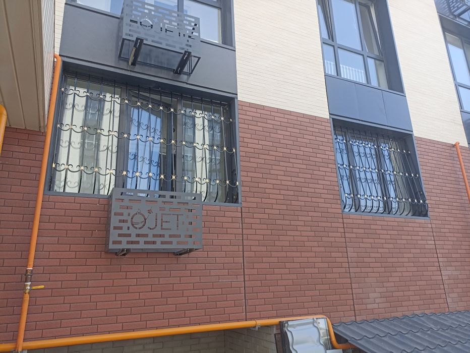 Решетки на окна металлические