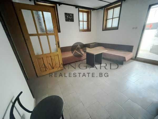 Продава се Къща в Пловдив, Център - 261 кв.м за 1610 €/кв.м - Снимка #8