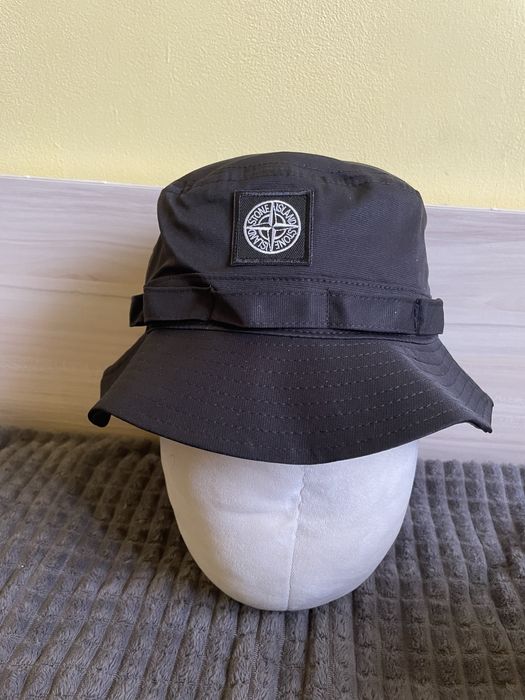 Шапка Stone Island