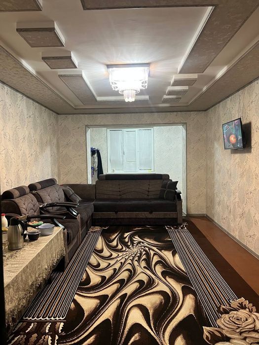 Уй сотилади 3 хонали 4 этаж