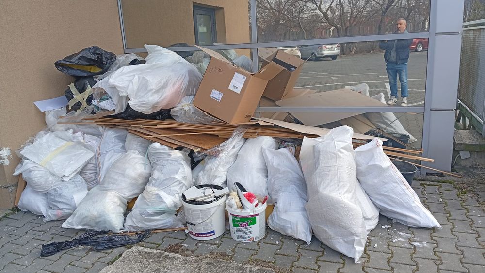 Transport moloz Debarasări demolări Evacuări deșeu