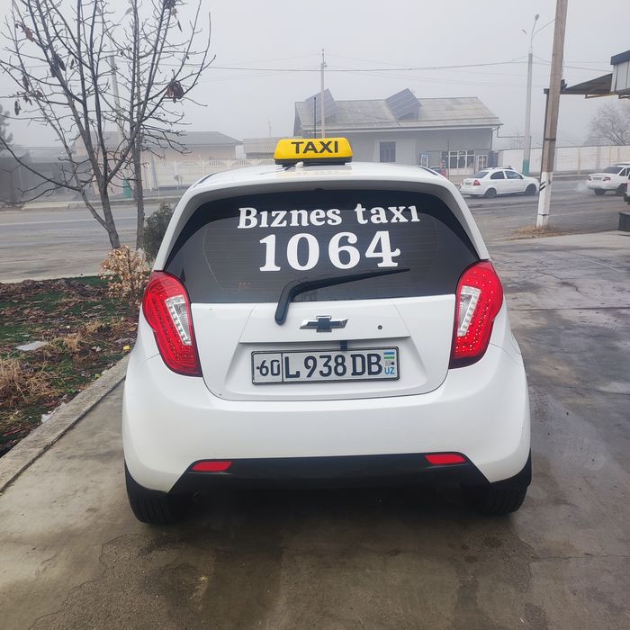 Спарк авто машина