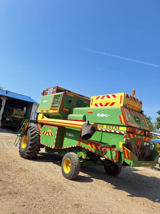 Vand combină john deree 1188