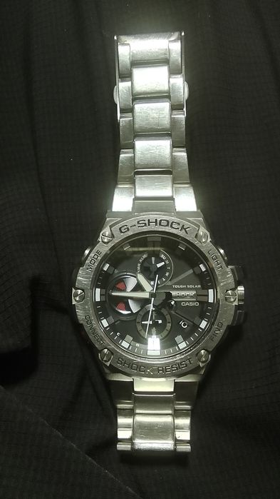 Срочно. Оригинал Casio GST b100
