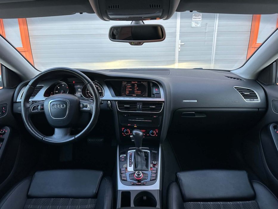 Audi A5 2.0 2011