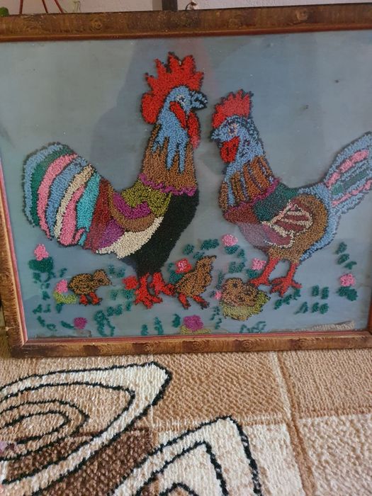 Tablouri vechi cusute manual in ac persan