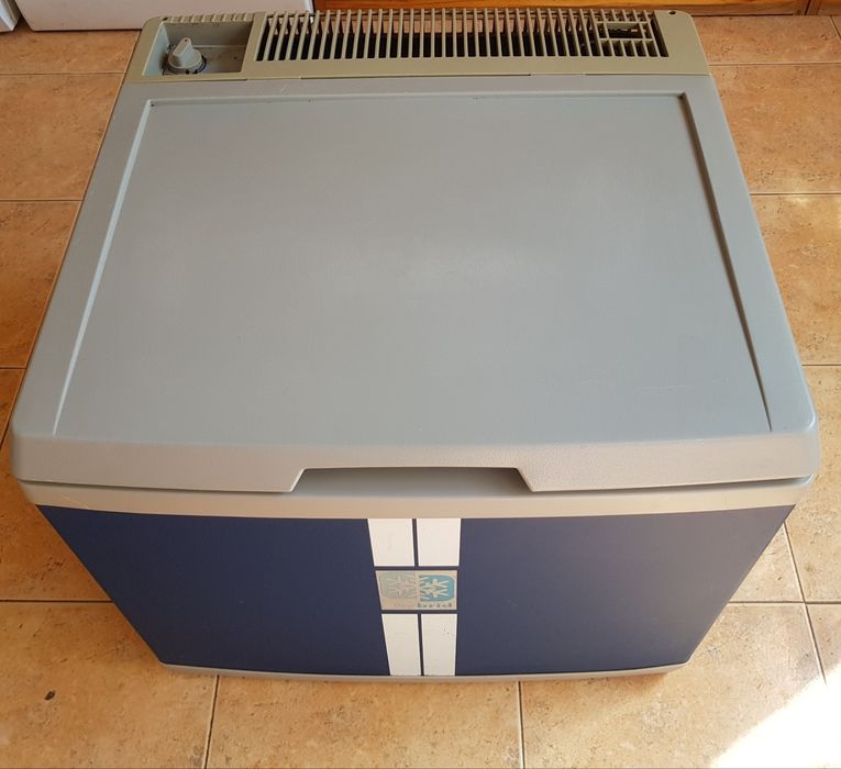 Dometic Mobicool B40 фризер Hybrid  12V - 220V