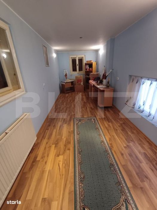 Casa cu 8 camere, 400 mp, 15 ari teren, Salcea