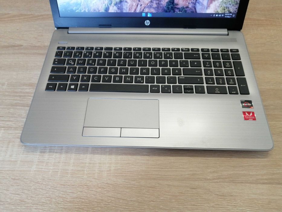 Hp 255 G7 , 15,6 Fhd , Ryzen 5 , 8 gb ram ddr 4 , 512 Gb Ssd Arad