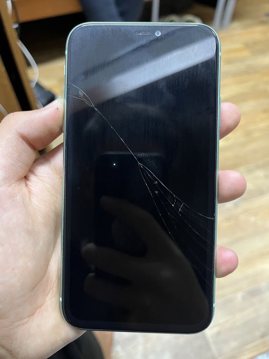 Iphone 11 продам