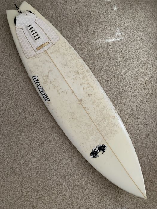 Placa surf Birdband 6’ 3” + husa