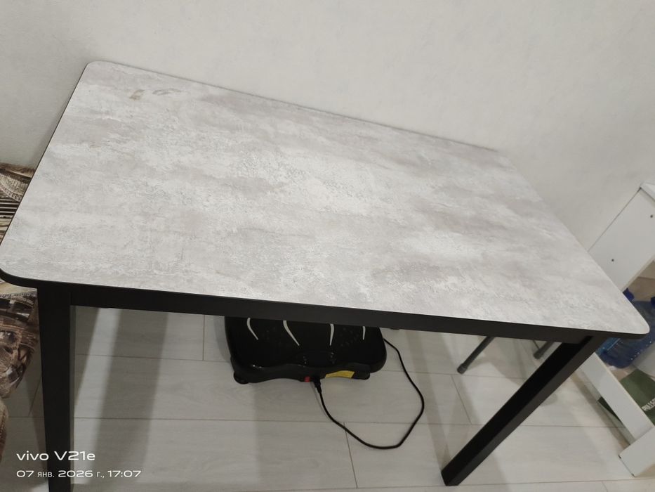 продам стол за 35к