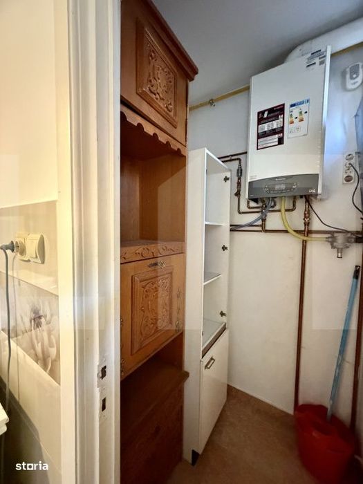 Apartament 4 camere, Central