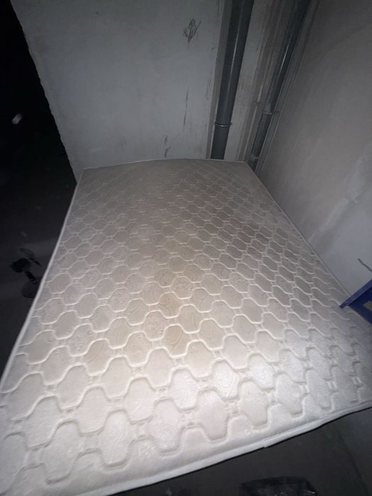 Матрас хорошая состояния