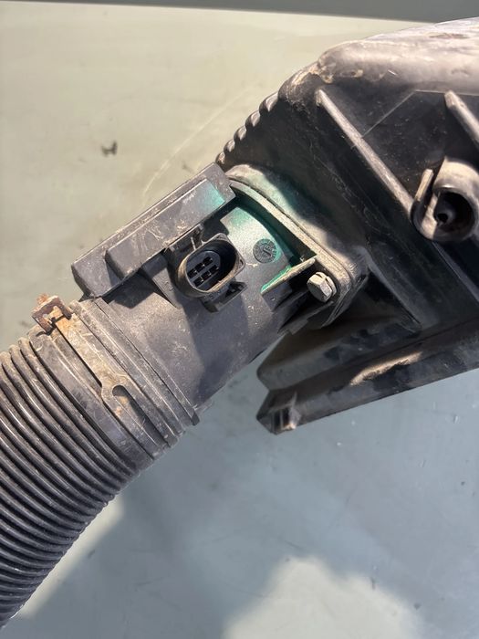 Debitmetru aer Volkswagen VW Passat 2002 1.9 TDI MT (101 hp)