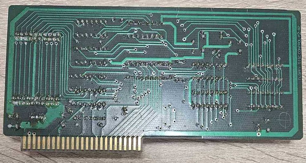 Работещ флопи контролер за Правец 8 82 8М 8C Apple II