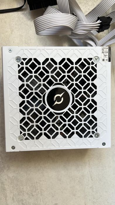 SURSA  PC 750W 80+ branze