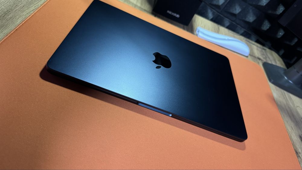MacBook Air 13,6″ M2 8/256 GB