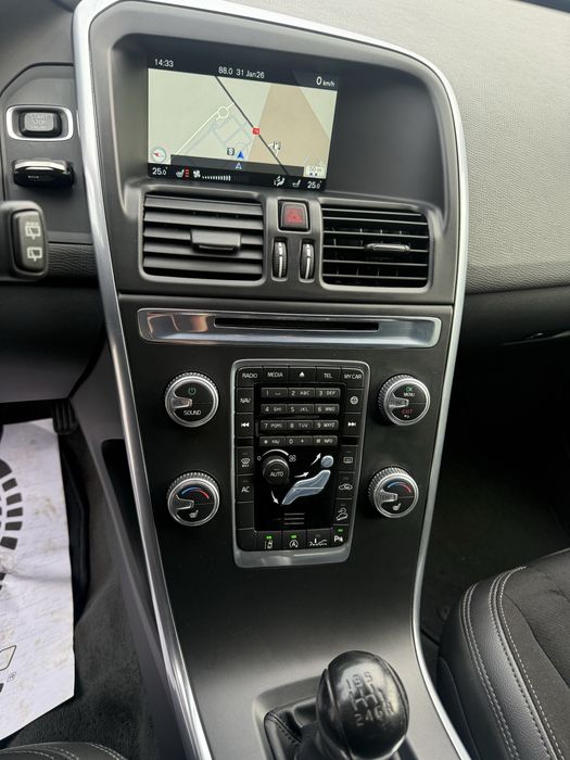 Volvo xc60 2.4 awd manual