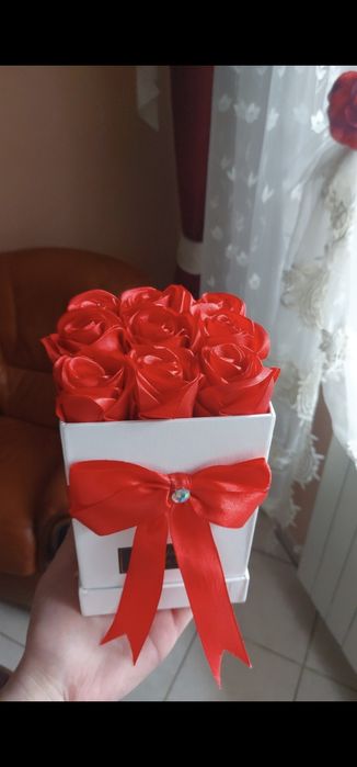 Aranjamente florale satin