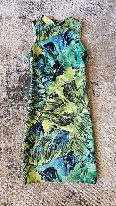 Къса рокля Bershka