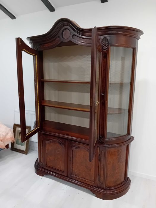 De vanzare, piesa originala, Louis Philippe