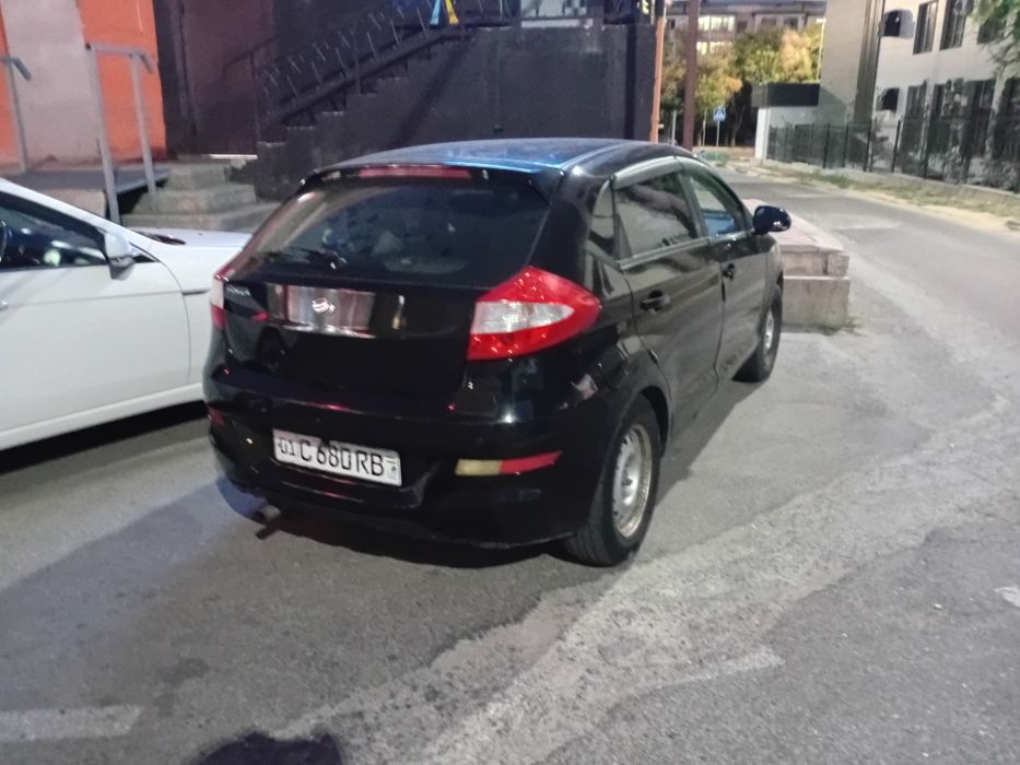 Продаётся машина  Forza 2014 года