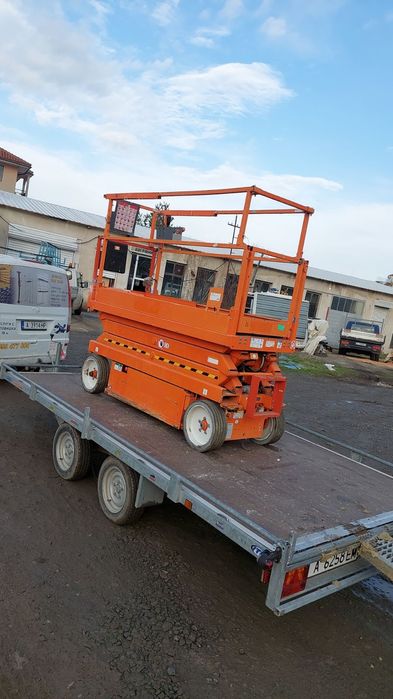 Ножична платформа под наем